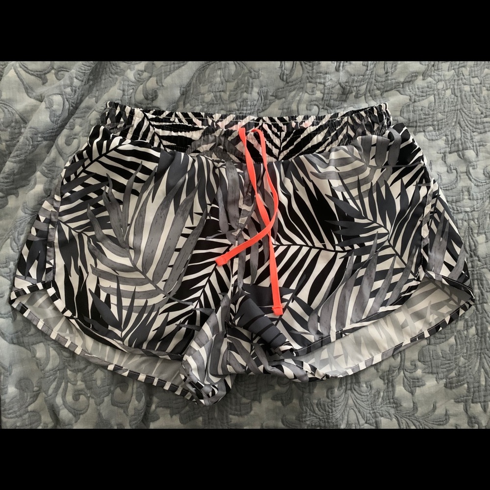 Athletic shorts
